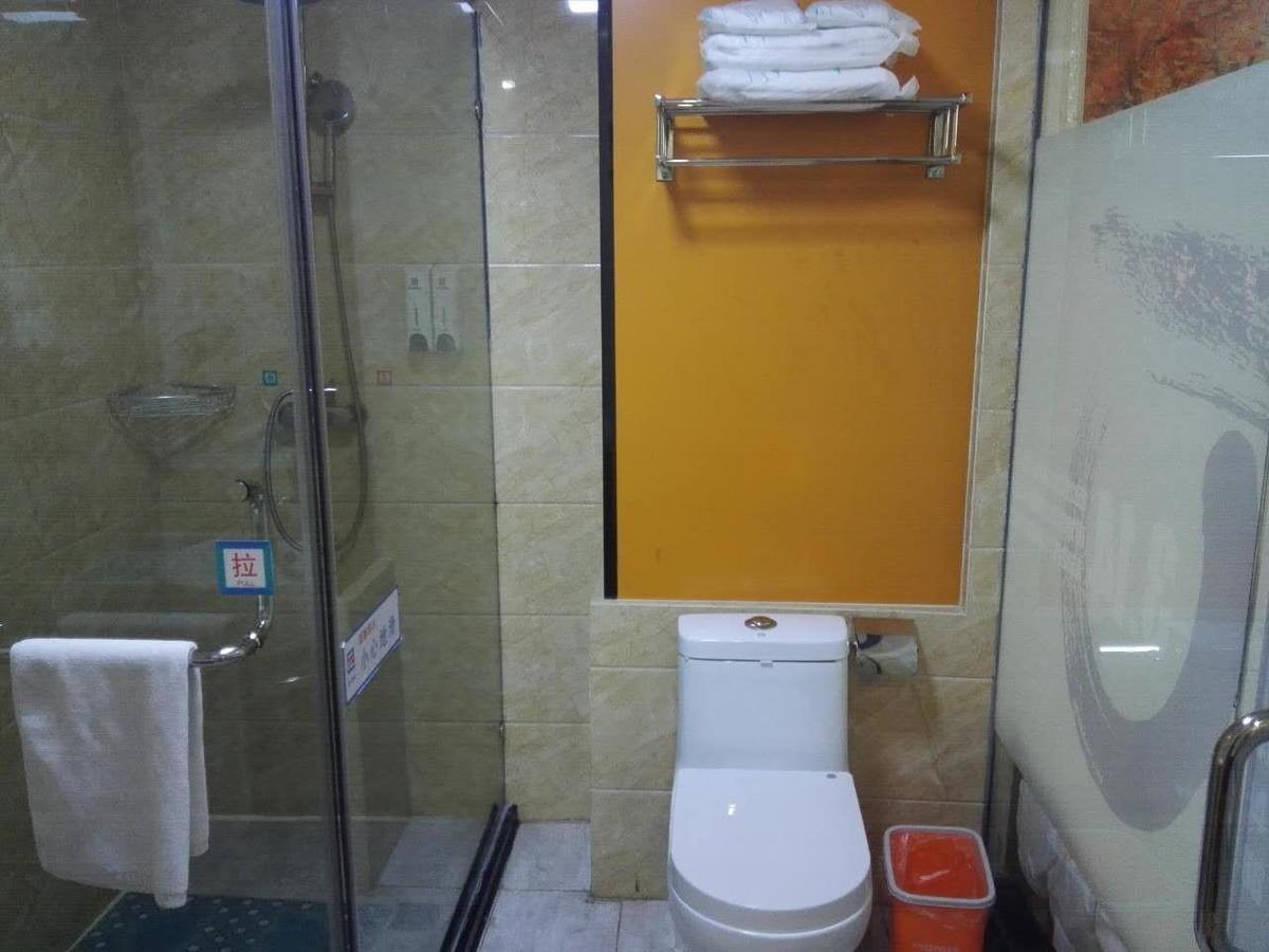 Pai Hotel Chongqing Qijiang Bus Station Экстерьер фото